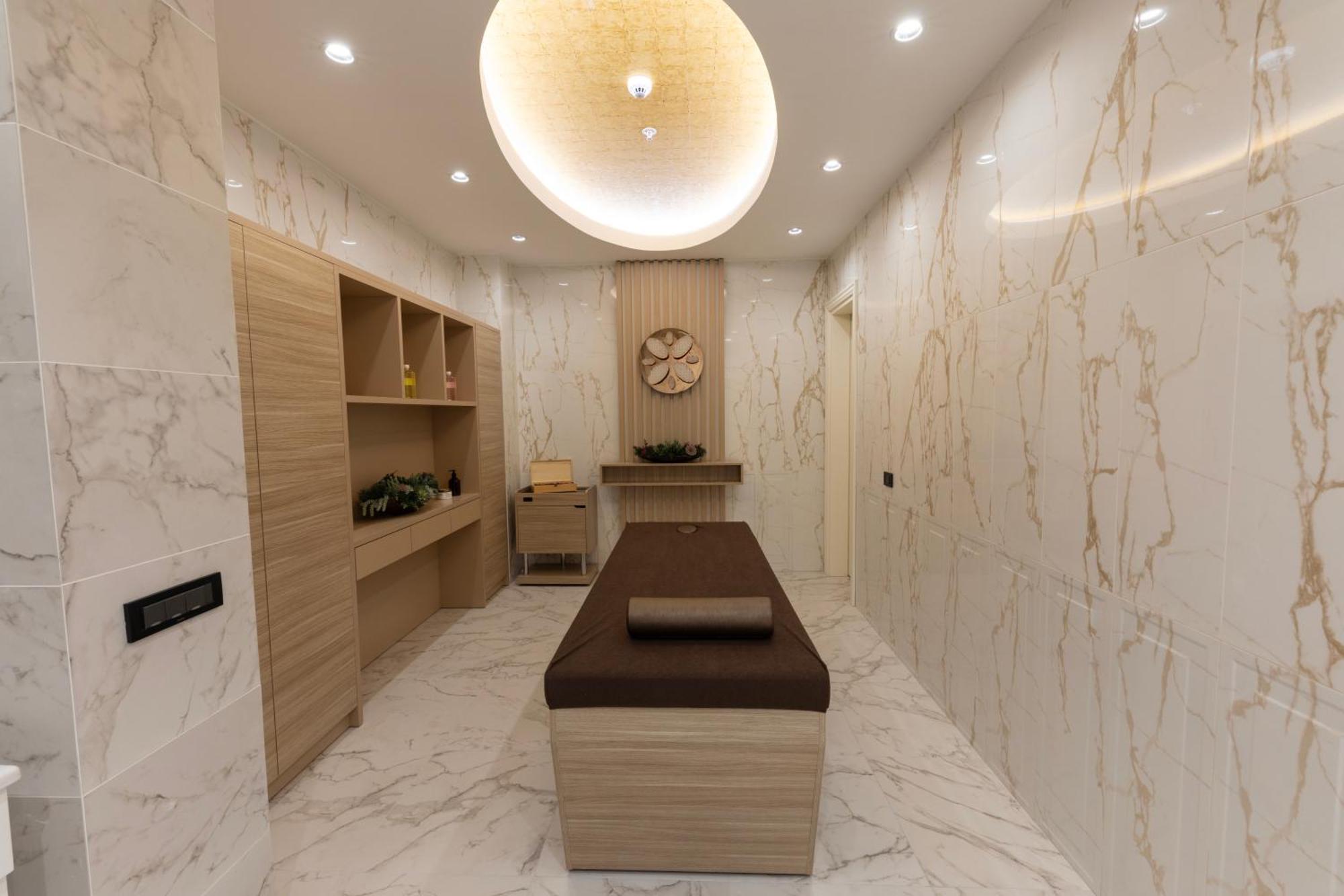 Hallmark Hotel & Spa Istanbul Exterior photo